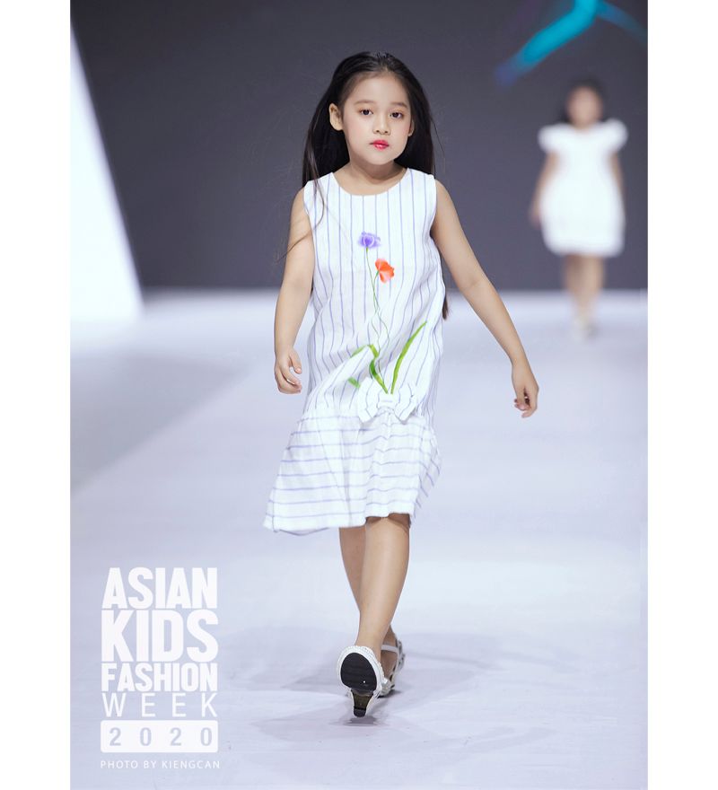 Đầm sọc xanh