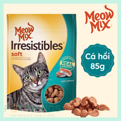 Bánh thưởng mềm cho Mèo Meow Mix Irresistibles Soft Salmon 85g