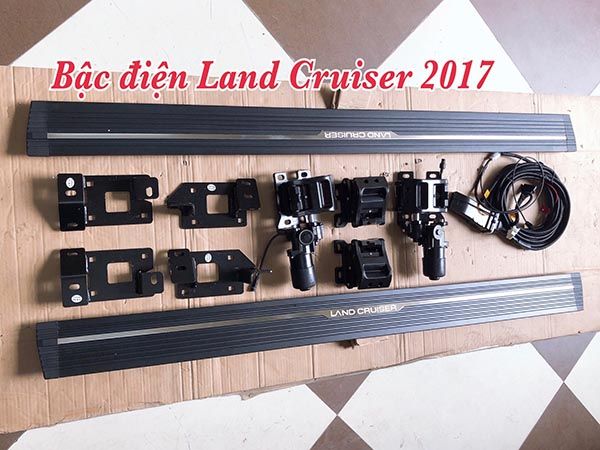 Bậc lên xuống điện tự động cho Land Cruiser 2017
