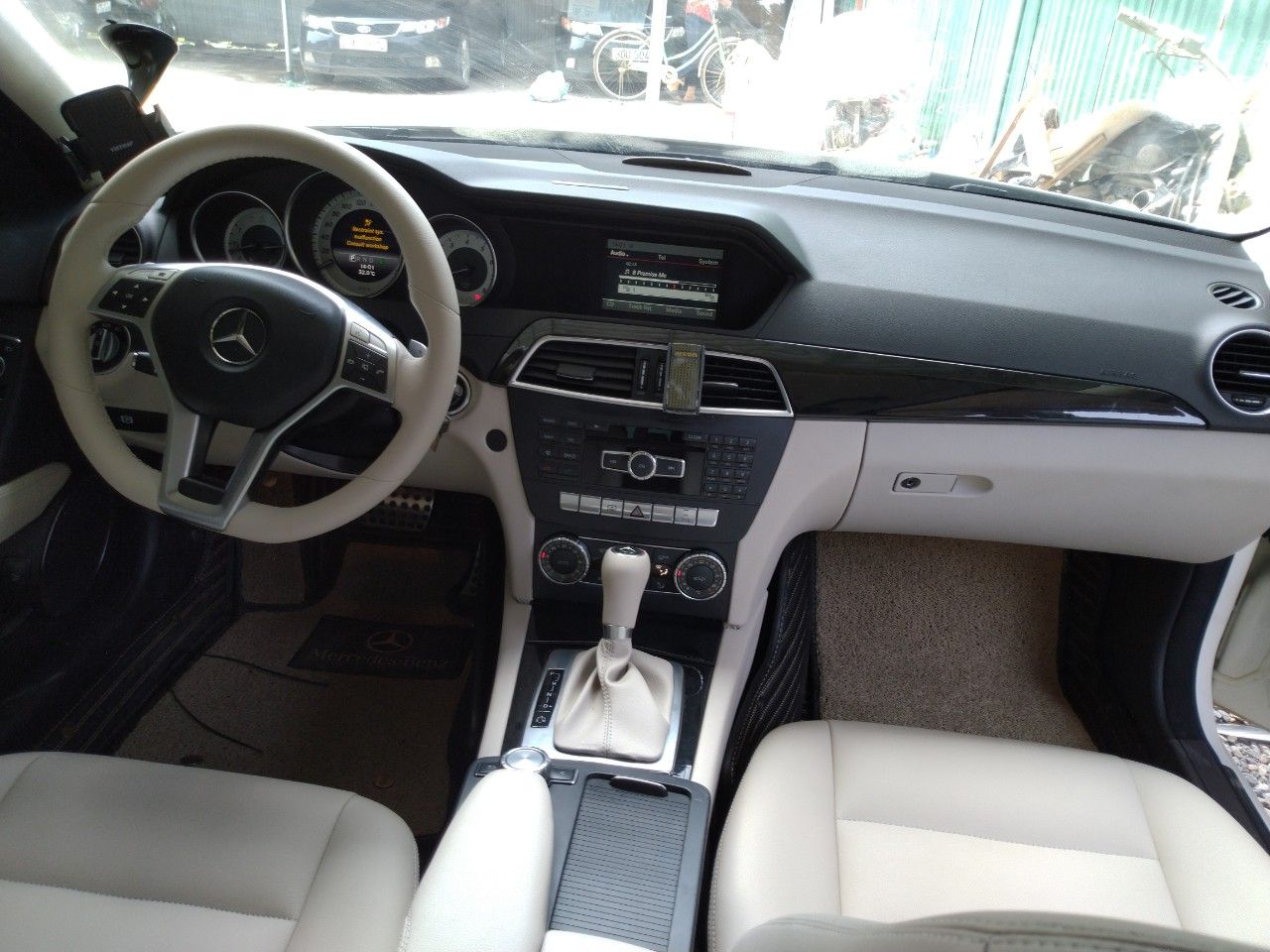 Bọc ghế da cao cấp cho Mercedes C300