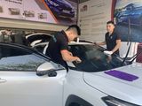Dán phim cách nhiệt cho kính lái xe Toyota Cross
