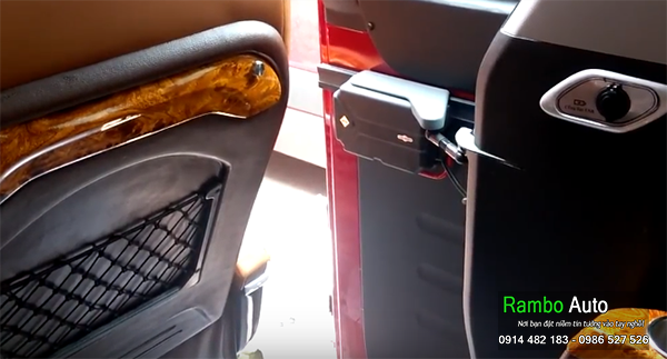 Độ cửa lùa tự động Sezam xe Hyundai Solati