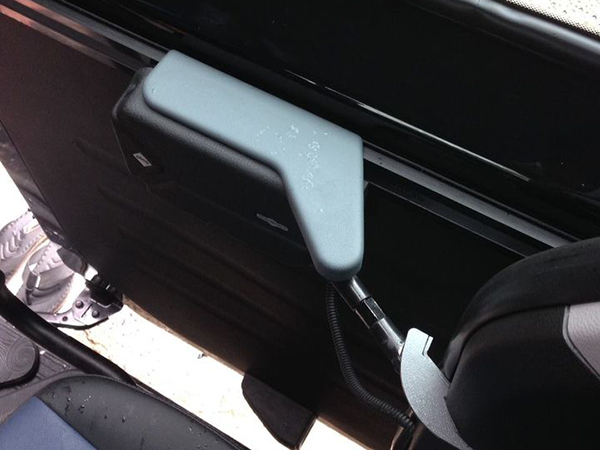 Độ cửa lùa tự động Sezam xe Hyundai Solati