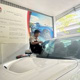 Giá dán kính chống nóng Llumar cho xe Vinfas mới nhất 2024