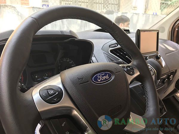 Độ cốp điện tự động xe Ford Tourneo