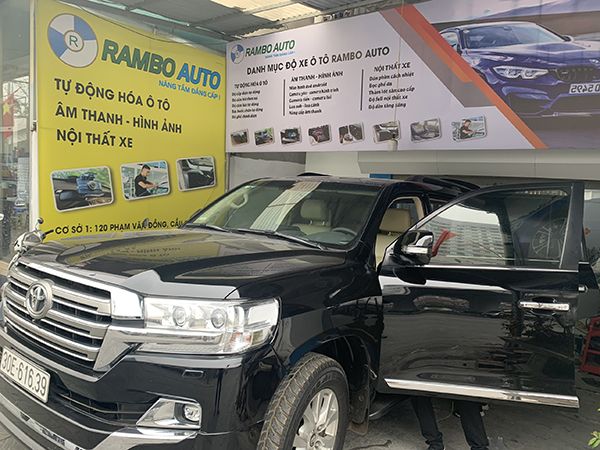 Độ cốp điện xe Landcruiser V8 thế hệ 2