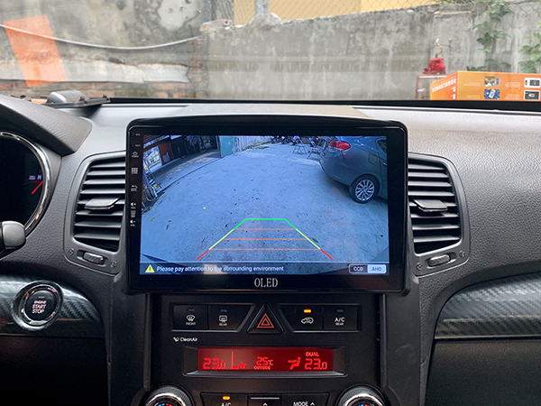 Màn hình android Oled C2 xe Kia Sorento 2011