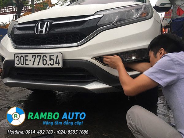 Lắp đèn bi gầm tăng sáng cho Honda CRV