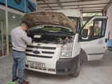 Lắp còi ngân 3 tiếng xe 16 chỗ Ford Transit