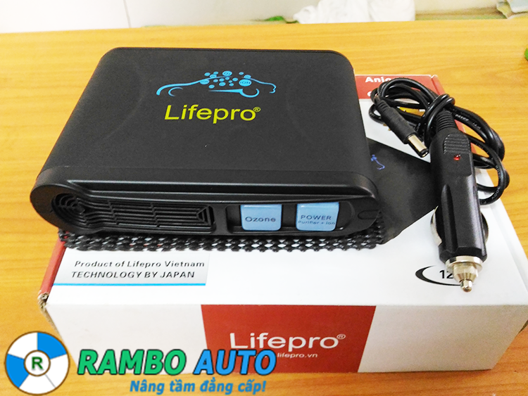 Máy khử mùi ô tô Lifepro L668-OT