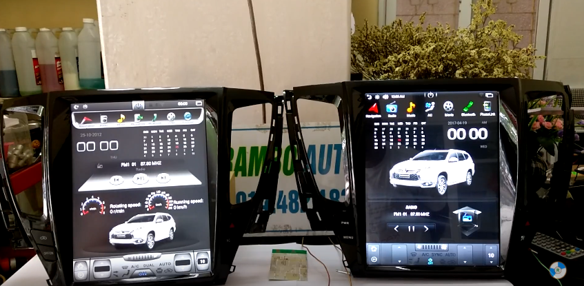 So sánh màn hình Tesla phổ thông và Tesla Kiri cho xe Pajero Sport 2016+