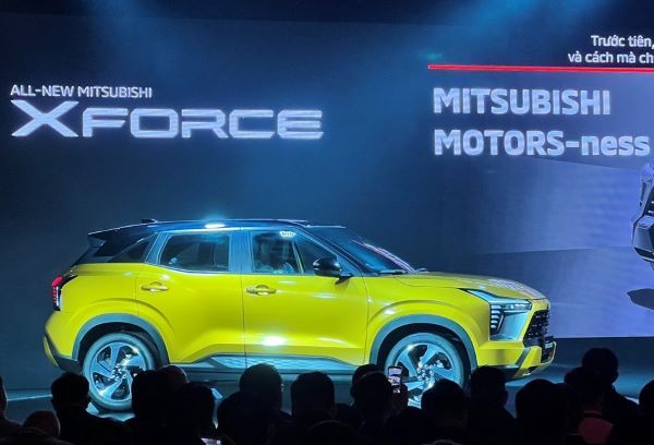 Lắp cốp điện tự động Mitsubishi X-force