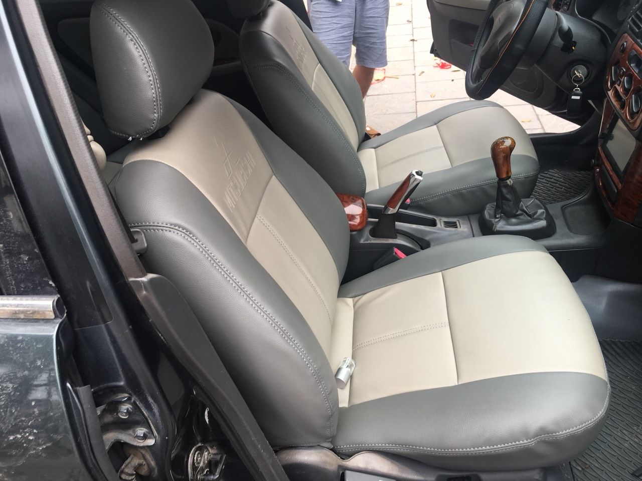 Bọc ghế da xe Mitsubishi Lancer