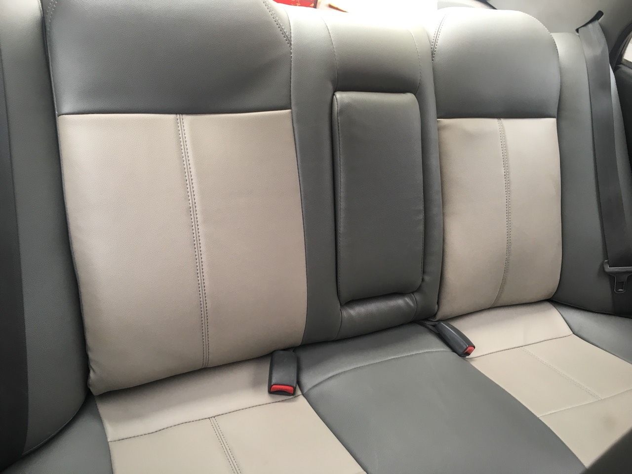 Bọc ghế da xe Mitsubishi Lancer