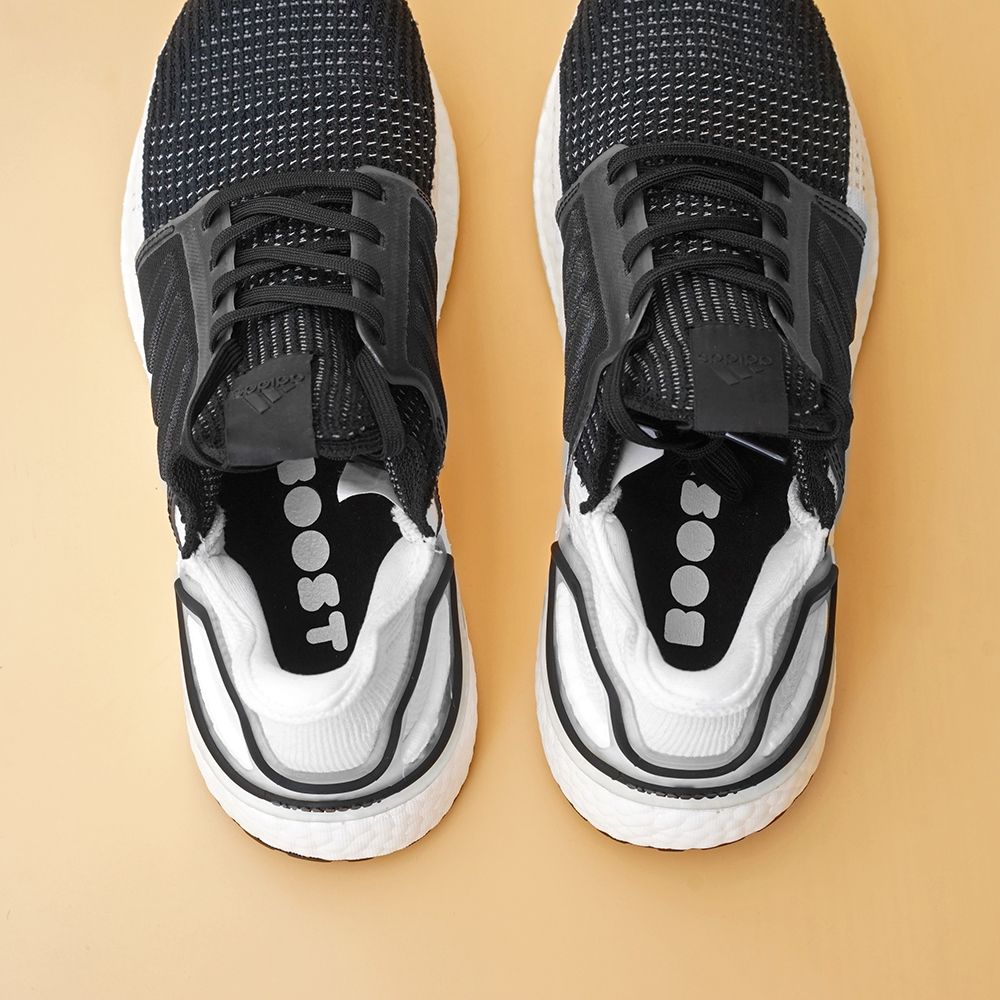  Ultra Boost 5.0 Đen Trắng Rep 1:1 