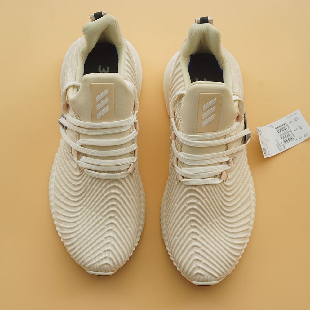 Giày Alphabounce Instinct Kem