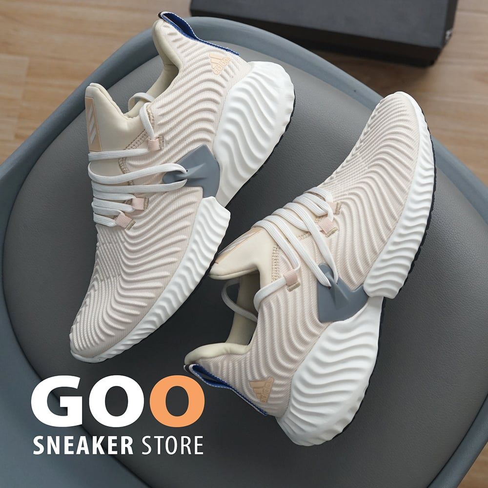 Giày Alphabounce Instinct Kem