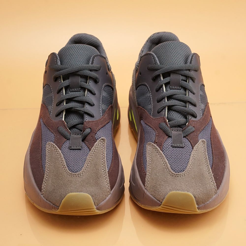 Adidas Yeezy 700 Mauve SF