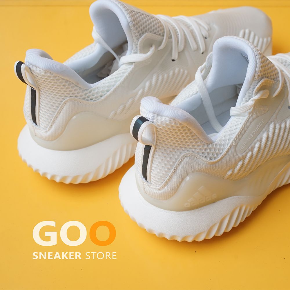 giày Alphabounce Beyond Trắng