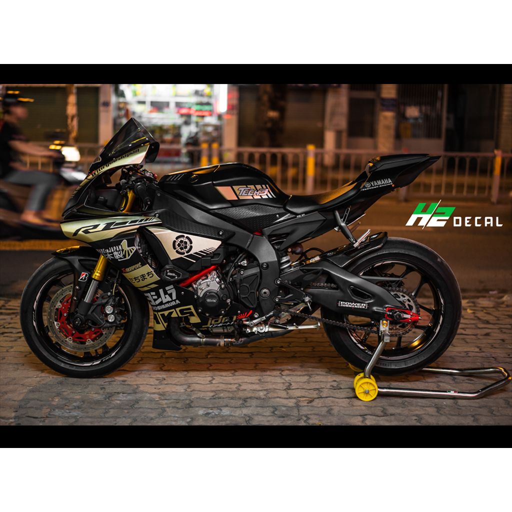 TEM XE YZF-R1 - MẪU 010