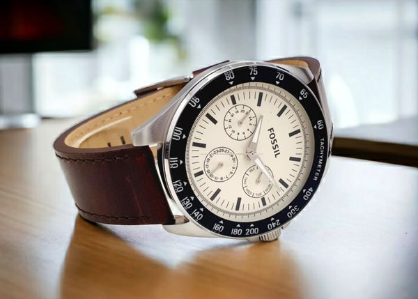 Fossil bq2202 top