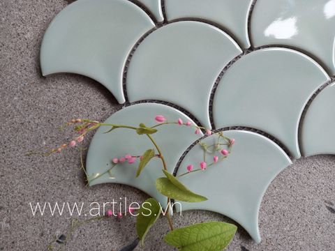  GẠCH MOSAIC VẢY CÁ MÀU XANH NHẠT 