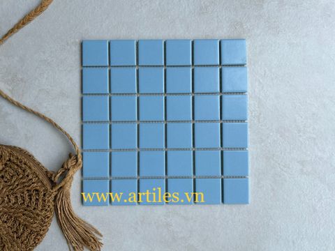  Gạch mosaic màu xanh biển ốp nhà vệ sinh 