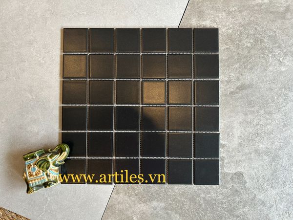 Gạch Mosaic Gốm Sứ Màu Đen Trơn ArtM808