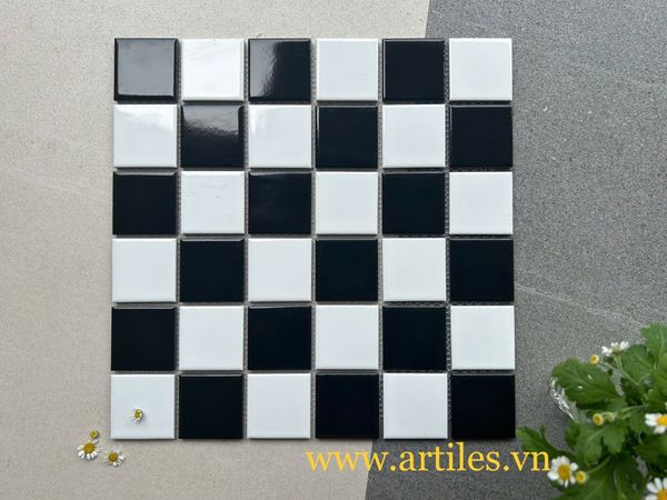 Gạch Mosaic Gốm Sứ Mix Trắng Đen ArtMA01