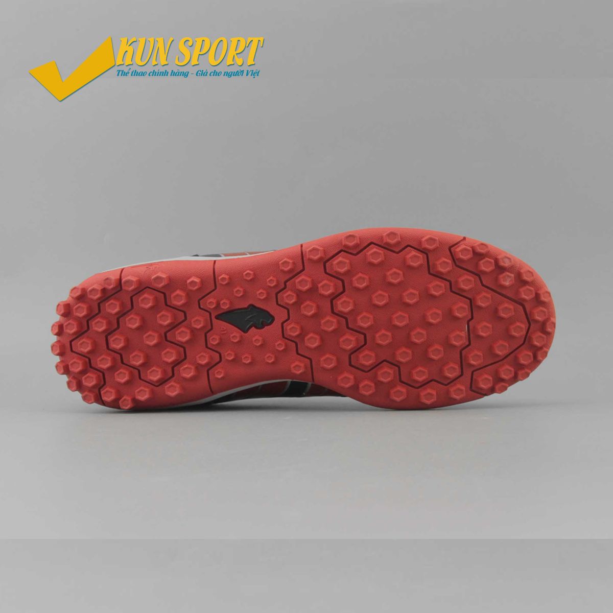 Giày PAN VIGOR 9 TF - Đen