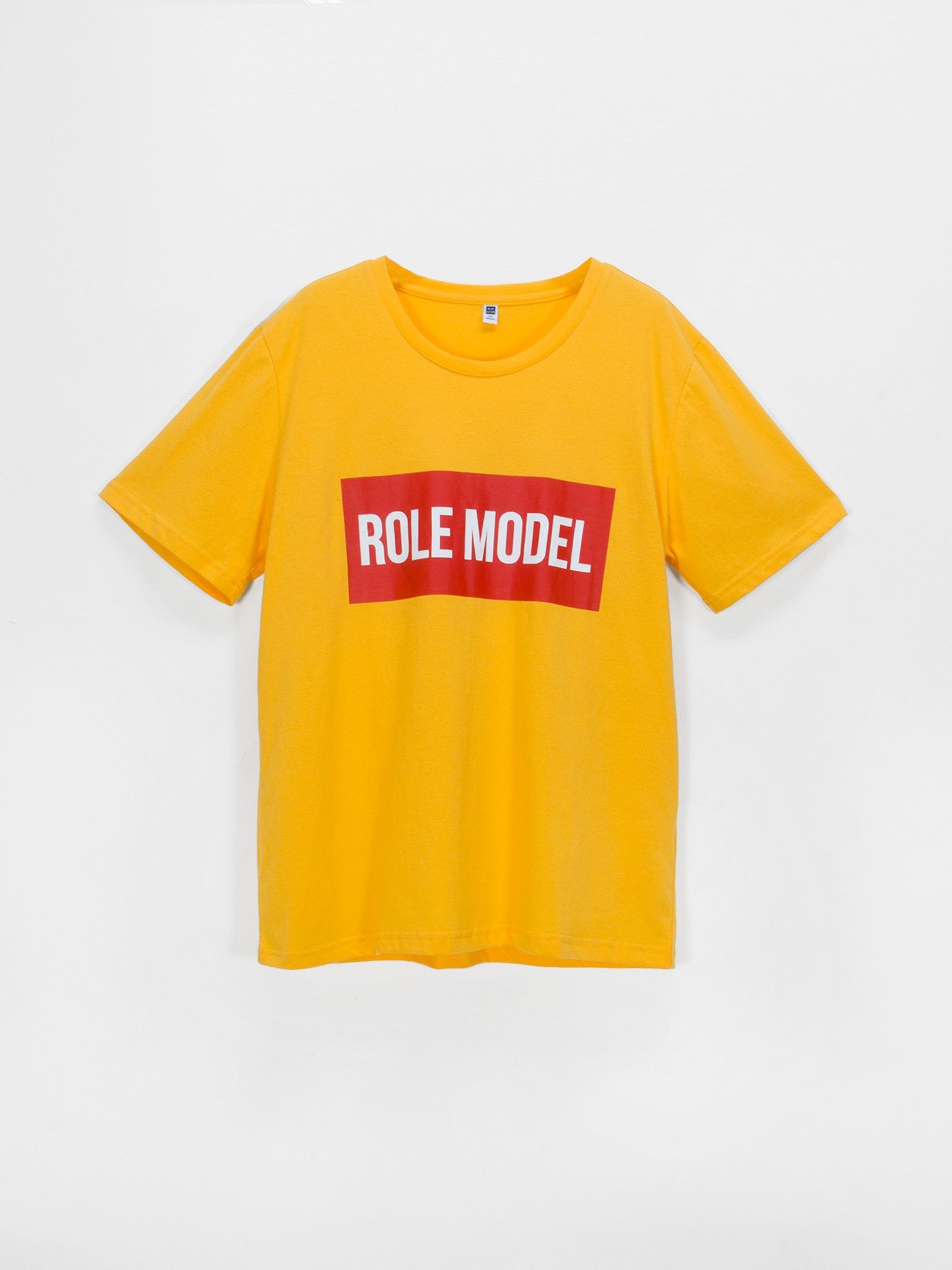Áo phông bé trai vàng in chữ ROLE MODEL - Blue Seven