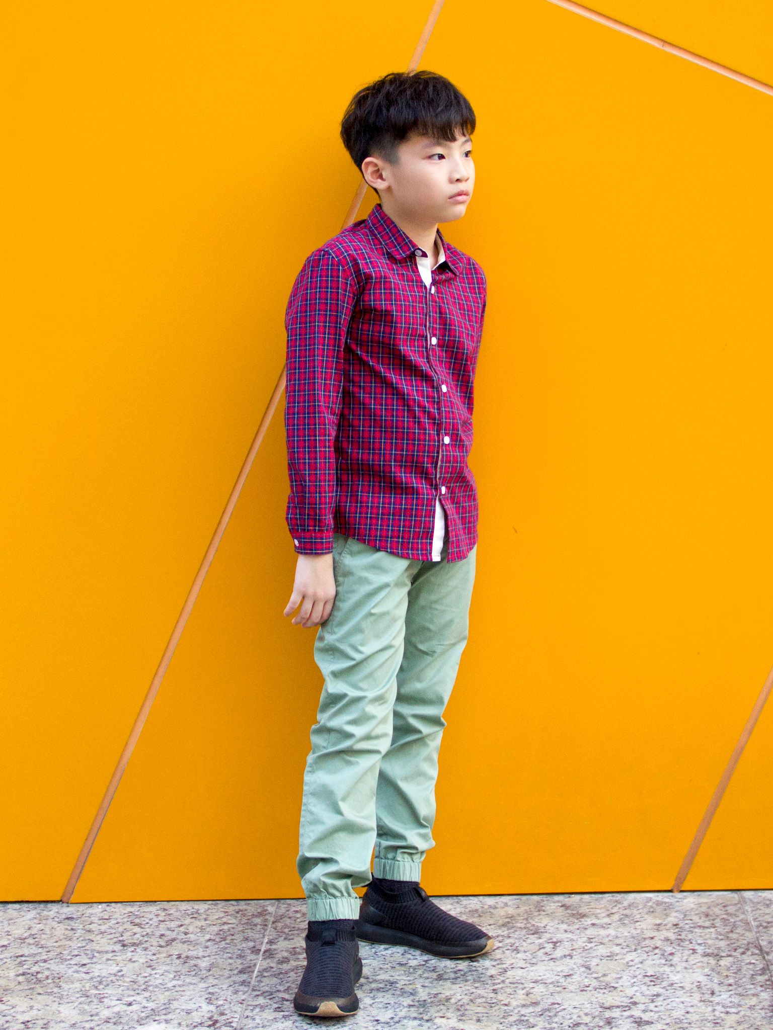 Quần kaki cạp chun bé trai màu xanh bo gấu - Blue Seven
