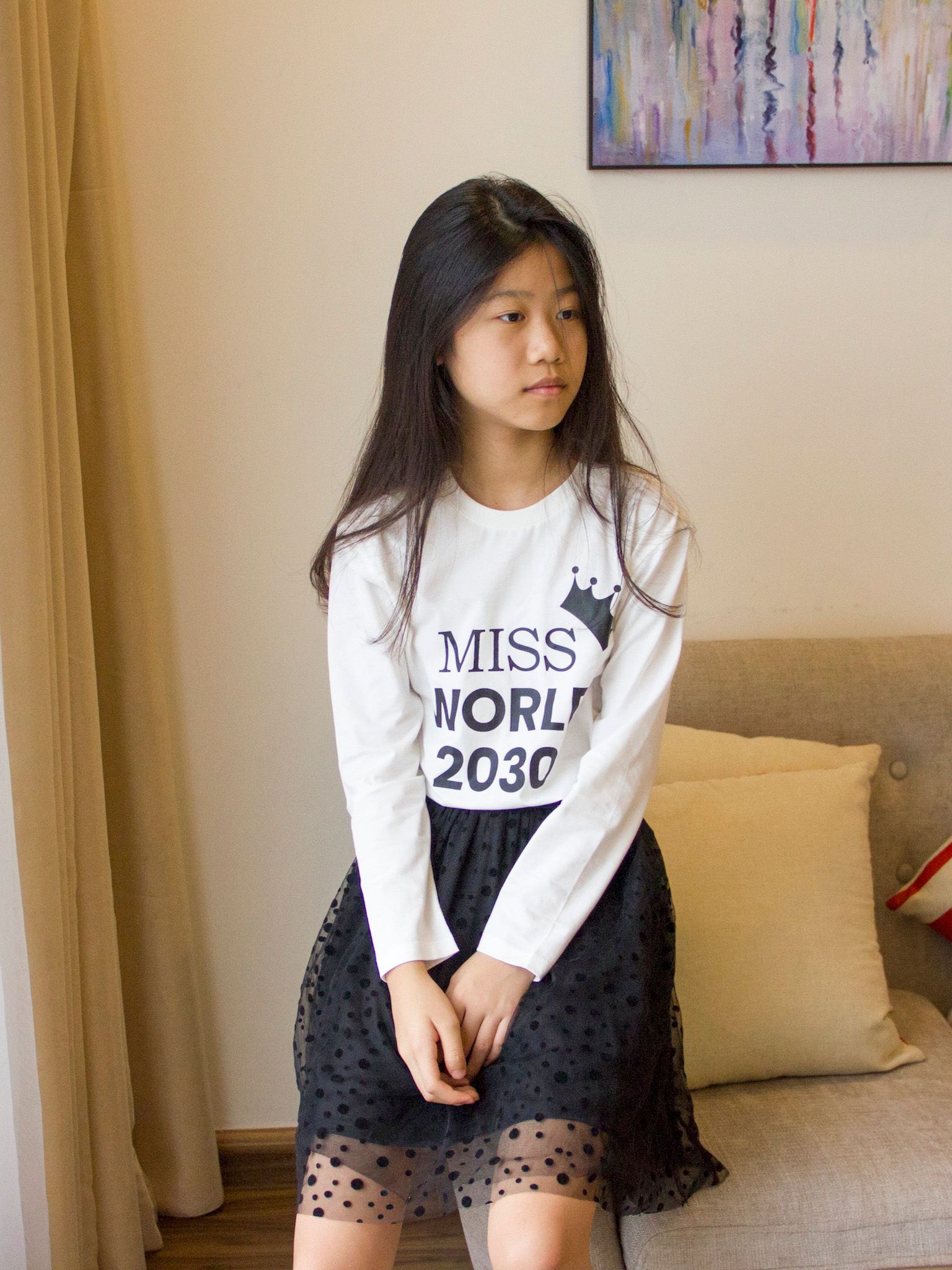 Áo phông bé gái trắng in chữ Miss world - Blue Seven