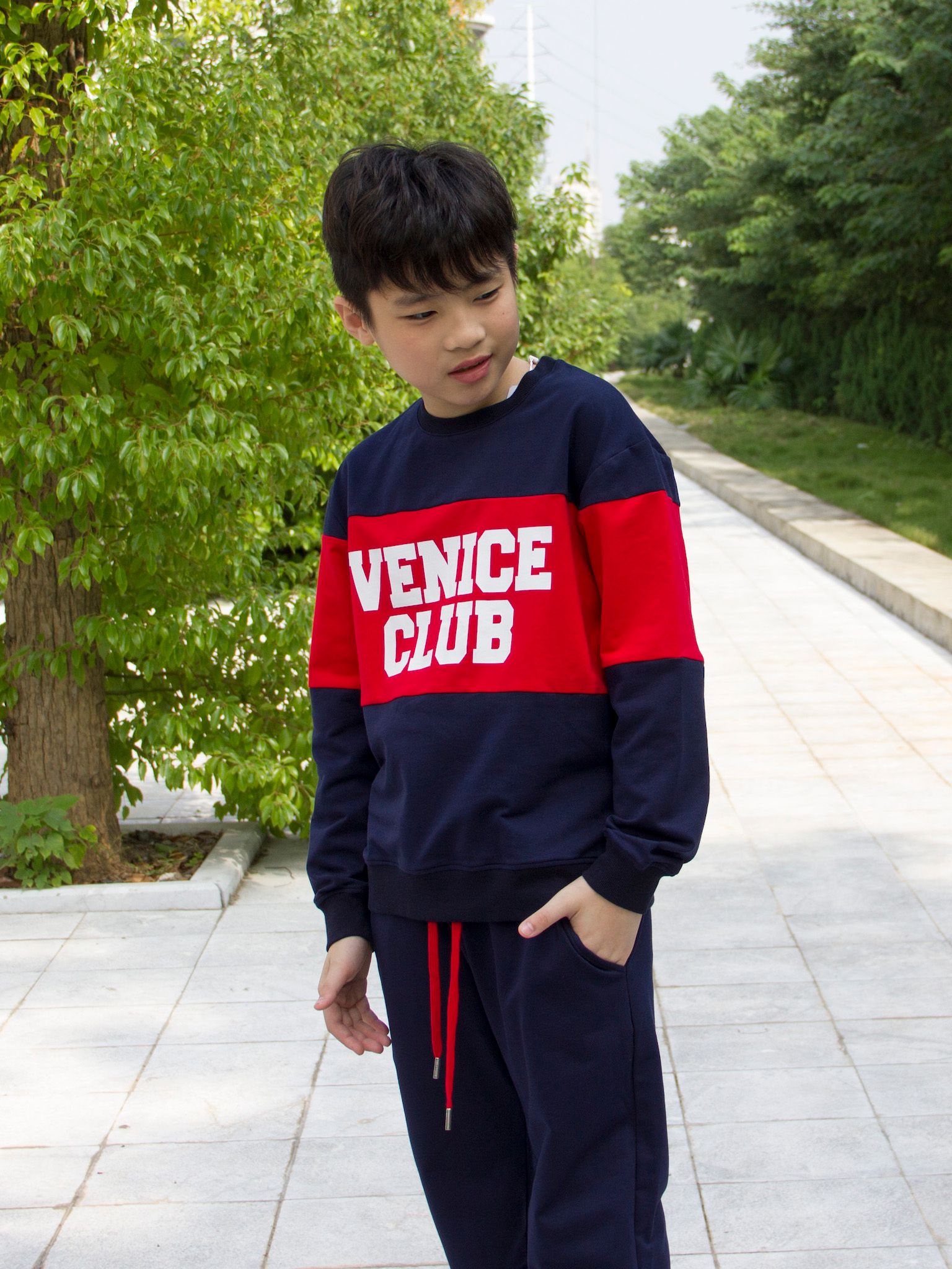 Bộ quần áo nỉ bé trai phối ngực đỏ - Blue Seven