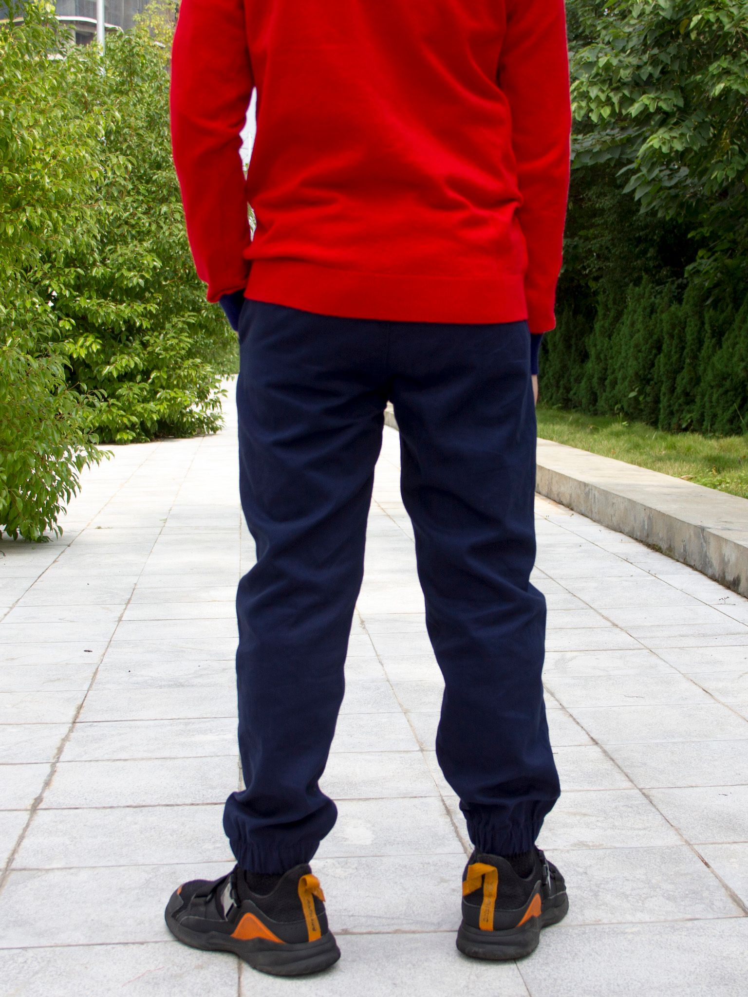 Quần kaki màu navy bo gấu - Blue Seven