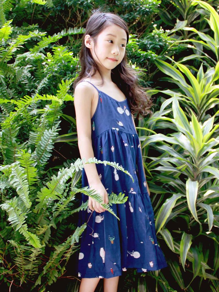 Váy maxi 2 dây mầu xanh navy hình xe đạp