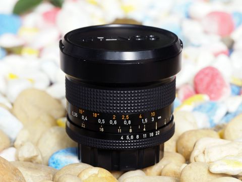 Lens Carl Zeiss 18mm f4 T* Distagon CY ( 97% )