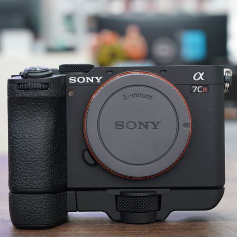 Máy ảnh Sony Alpha A7CR Body  ( Chính hãng 99% )
