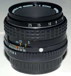 Pentax SMC 50mm F4 Macro - Thiết kế của Pentax SMC 50mm F4 Macro