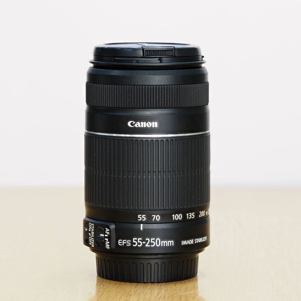 Lens Canon EF-S 55-250mm f/4-5.6 IS II ( 96% )