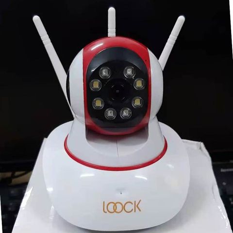  Camera ip LOOK dùng app Yi iot chuyên wifi 3 râu trong nhà 720P có hỗ trợ đèn flash để ban đêm quay có màu không hỗ trợ cổng LAN , khe thẻ nhớ trên đầu camera 