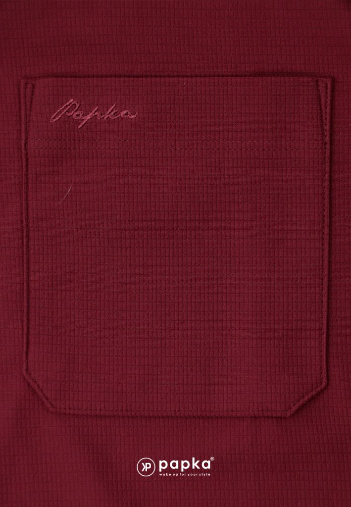 Áo nam Papka 1098 form Regular đỏ viền cổ vàng phối túi