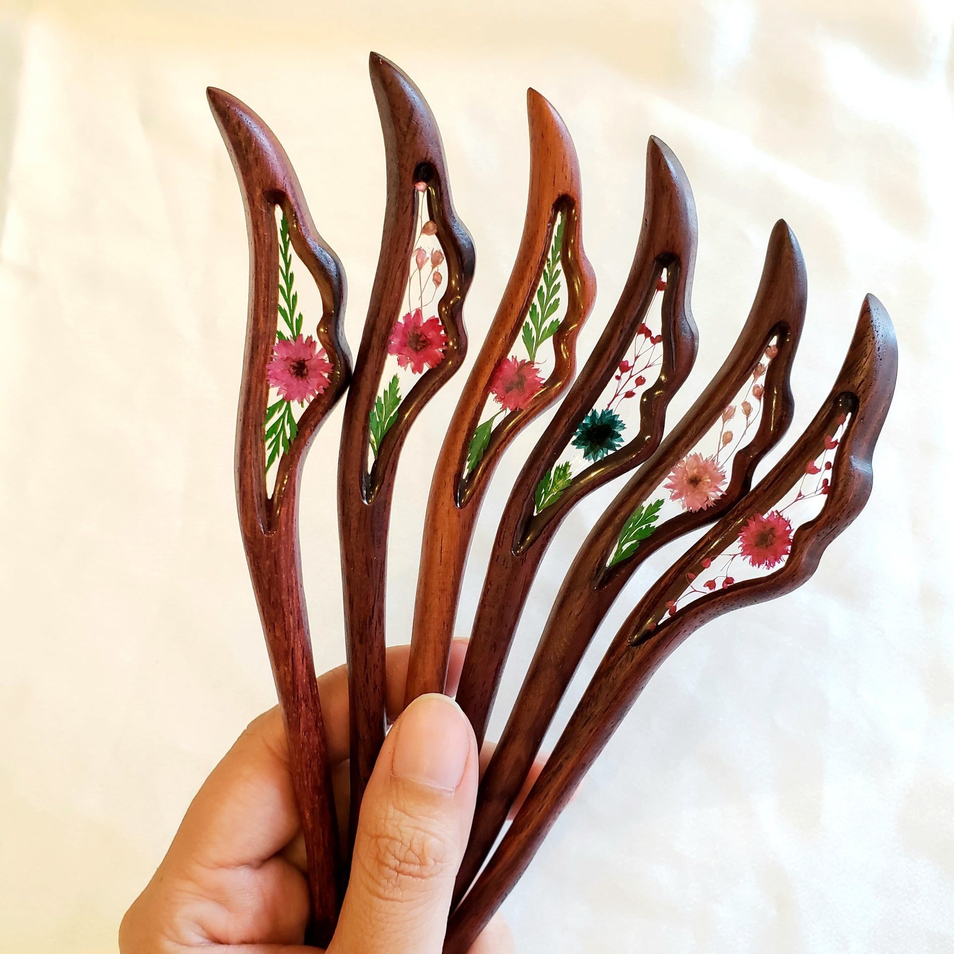 Trâm cài tóc gỗ-resin-canhtien-hoanhieucanh