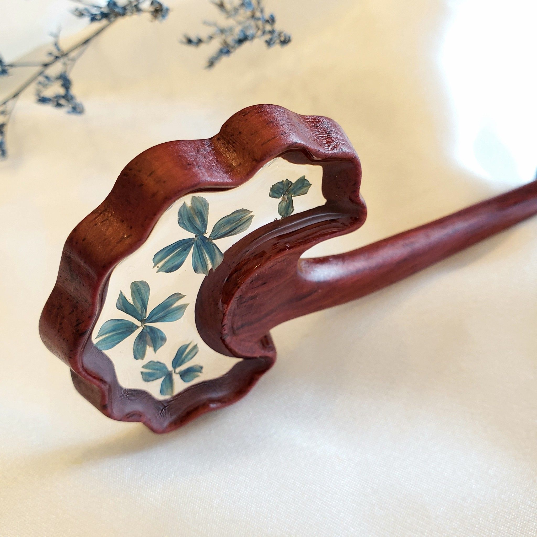 Trâm cài tóc gỗ- resin-canhquat-duoitho