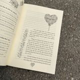Sách: Bước Vào Thế Giới Cảm Xúc Bé Nhỏ Của Trẻ