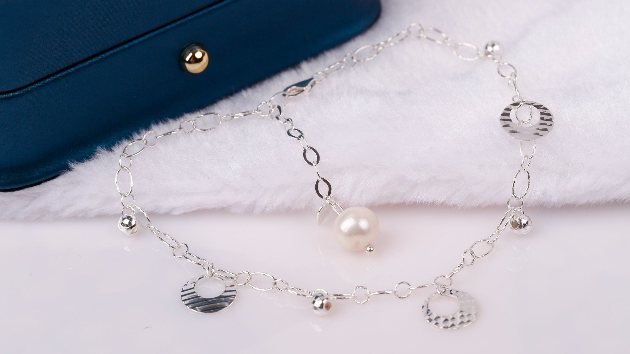 N56 - Lắc tay Bạc đính Ngọc trai thương hiệu Opal