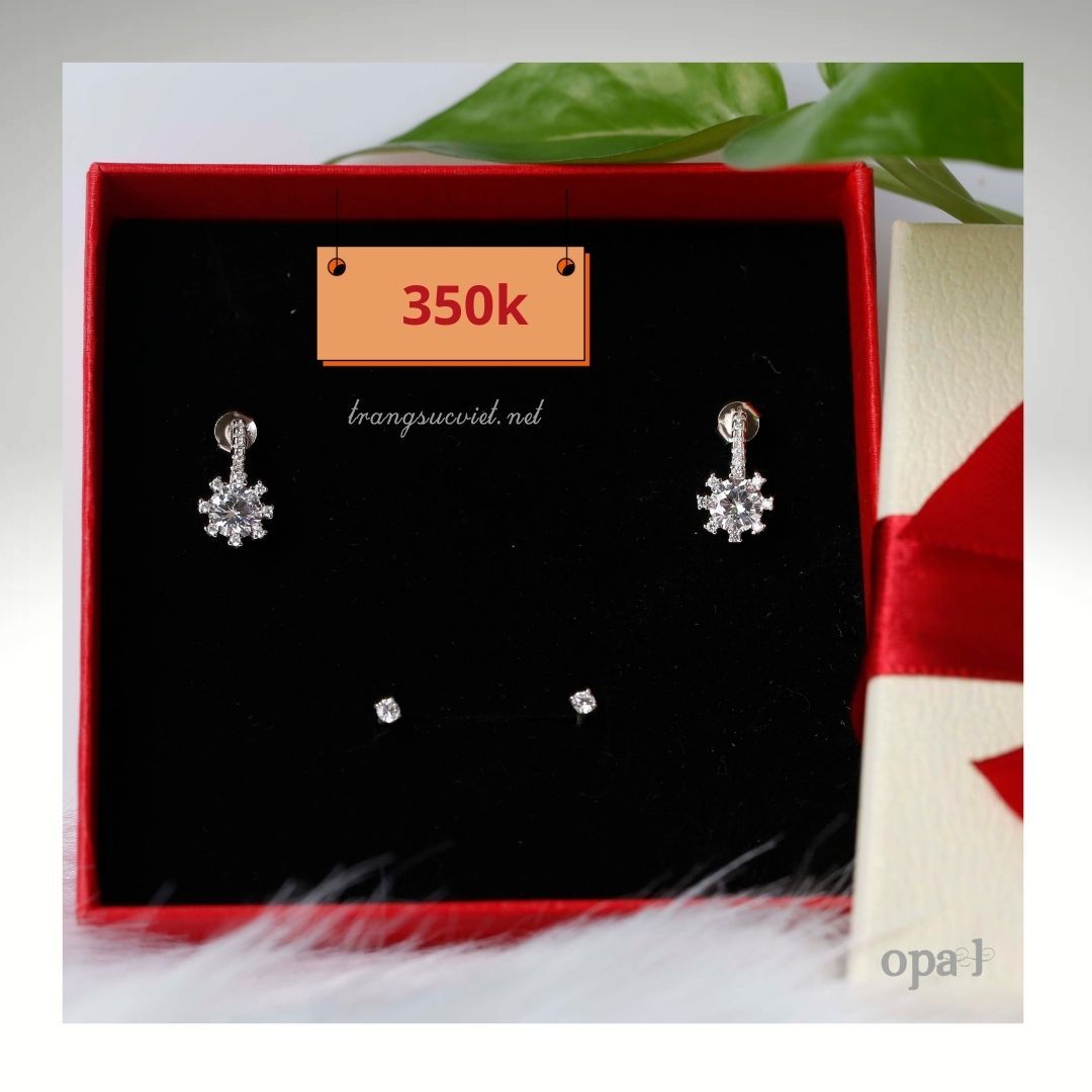 Bộ 2 hoa tai thiết kế trẻ trung chất liệu bạc thương hiệu Opal.