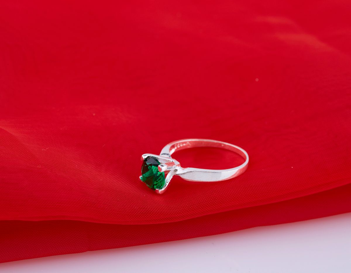 Nhẫn Bạc đính đá Ross thương hiệu Opal