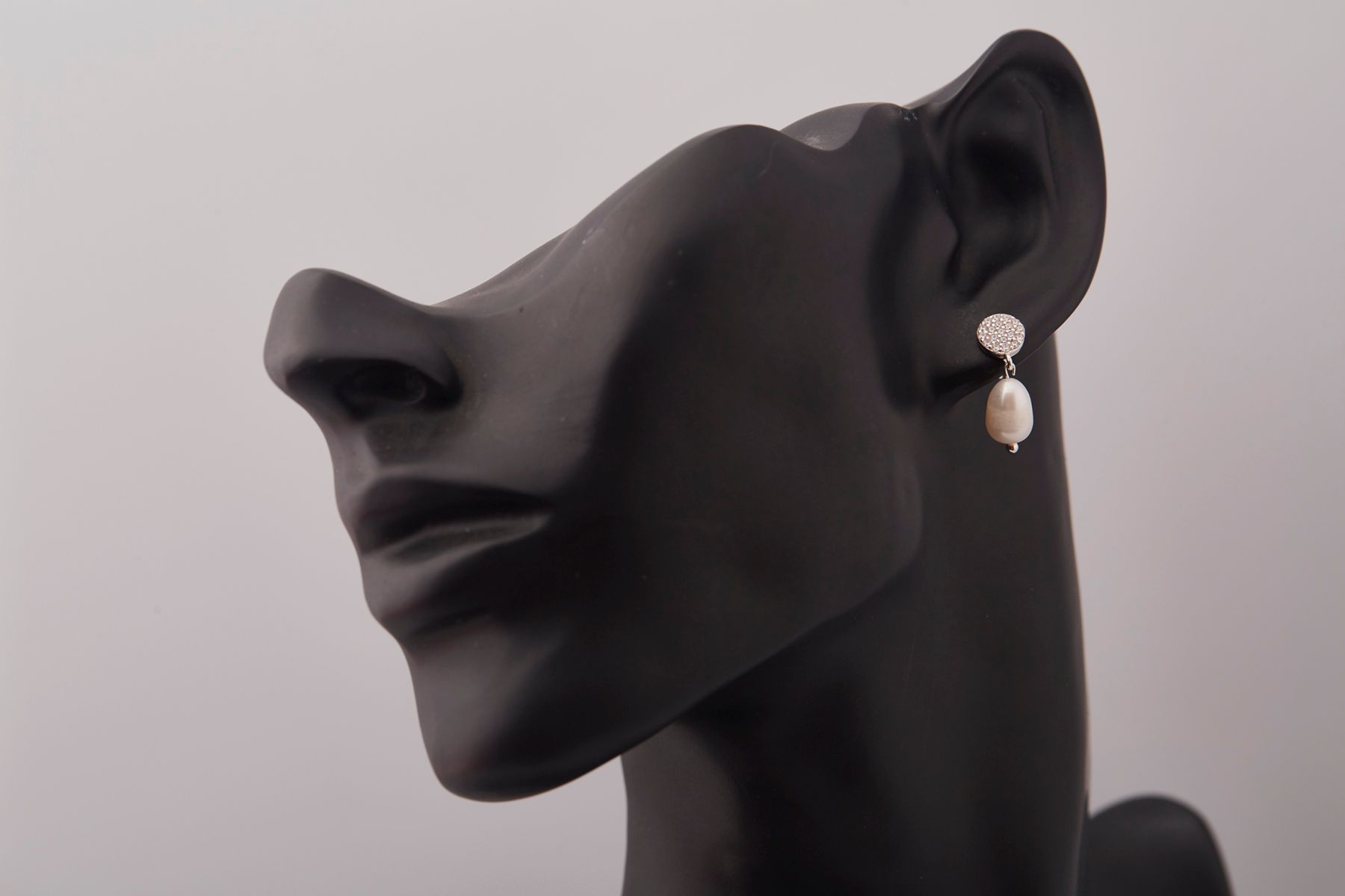 Hoa tai bạc đính Ngọc trai thương hiệu Opal