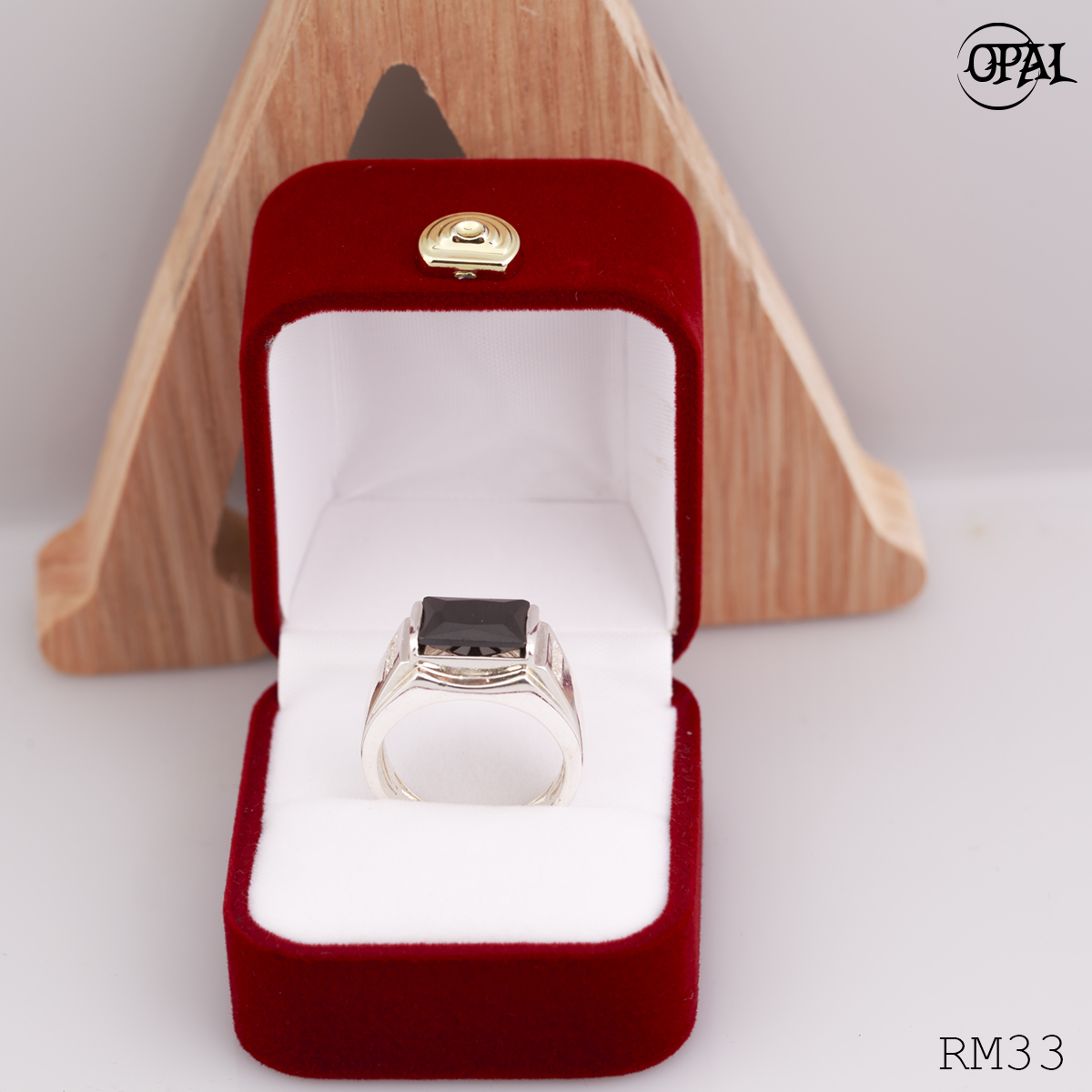 RM33 - Nhẫn bạc nam đính đá OPAL